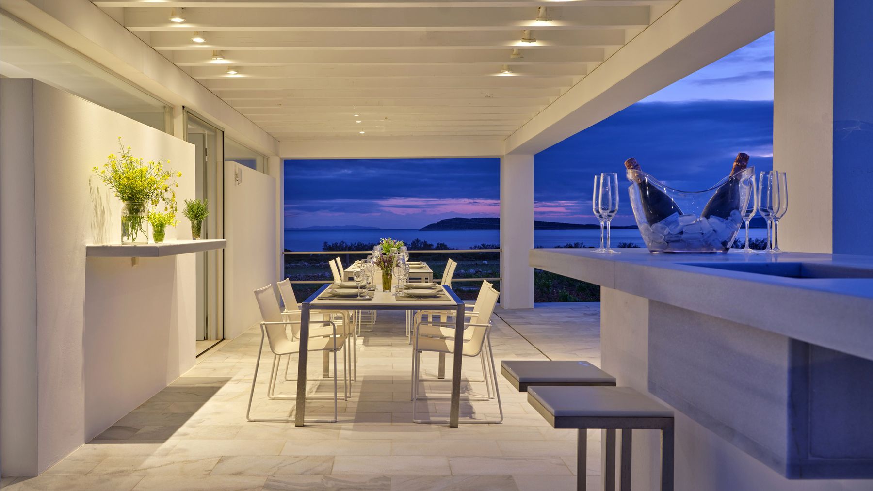 Cosmopolitan villa photo.