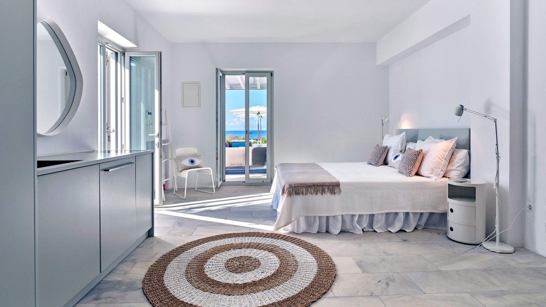 Cosmopolitan villa photo.