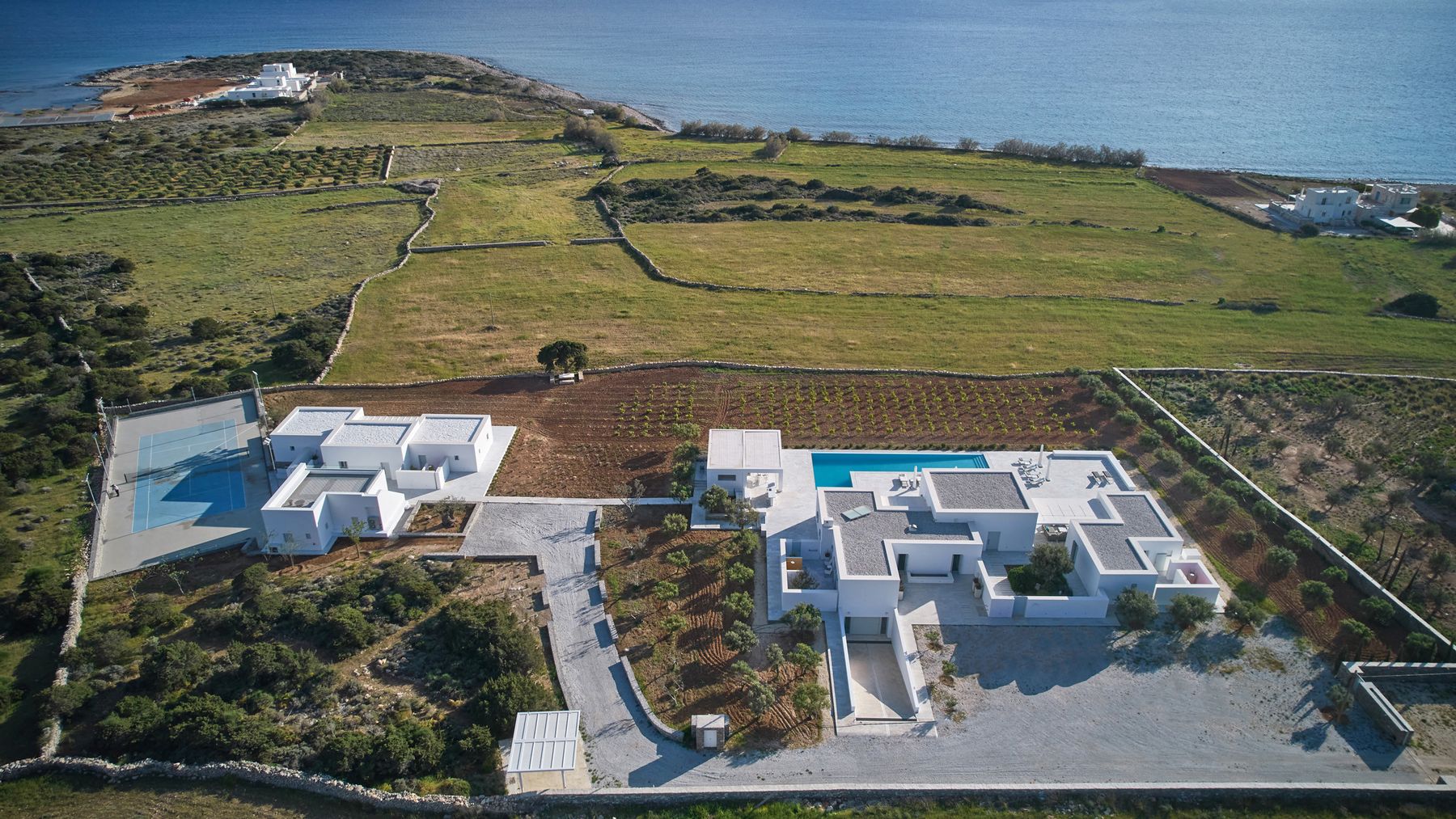 Cosmopolitan villa photo.