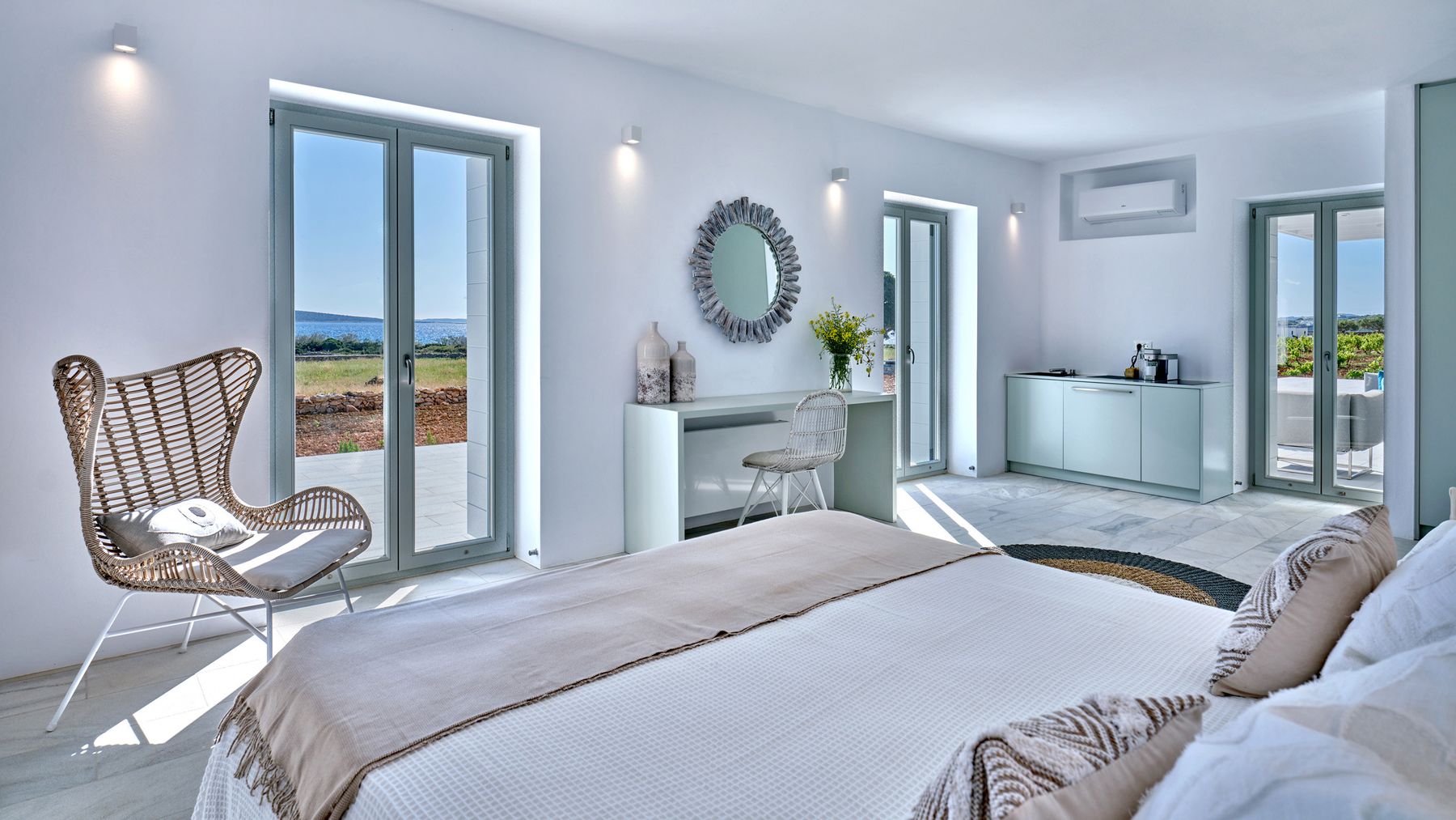 Cosmopolitan villa photo.