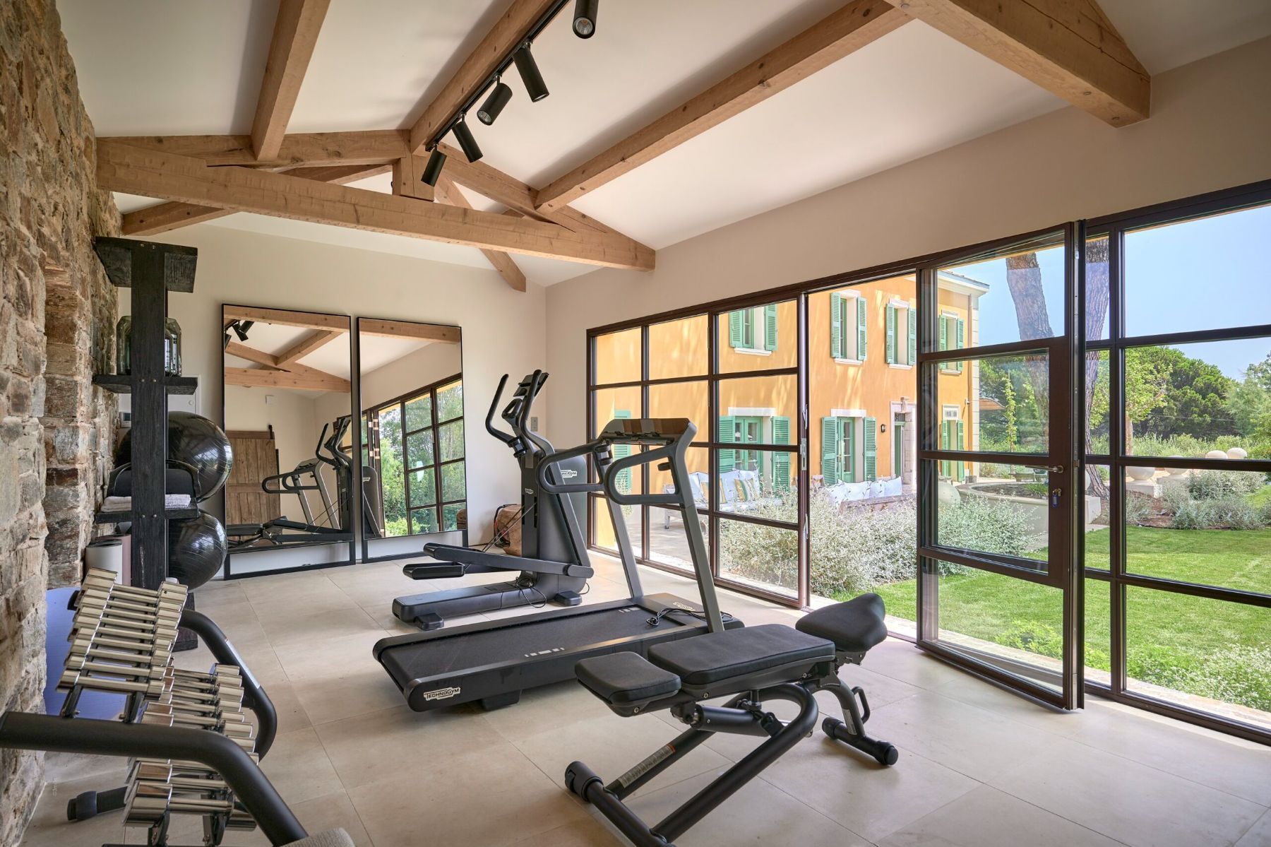 Bastide des Marres villa photo.