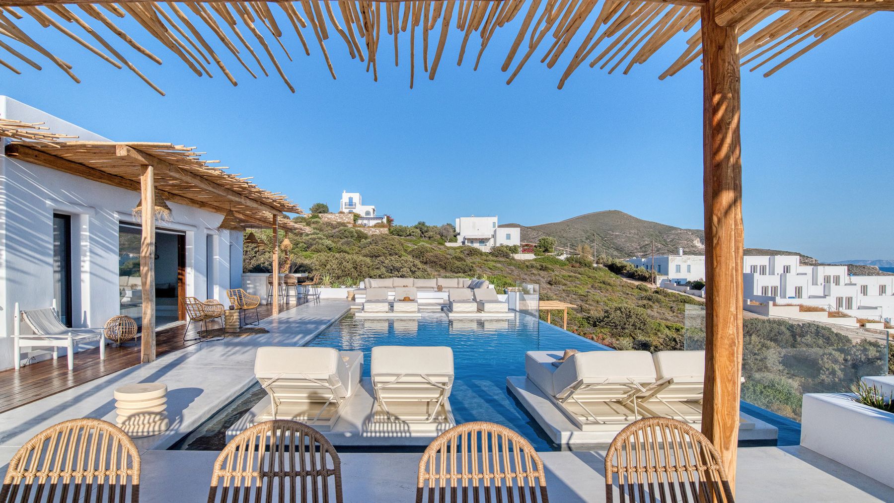Eytan villa photo.