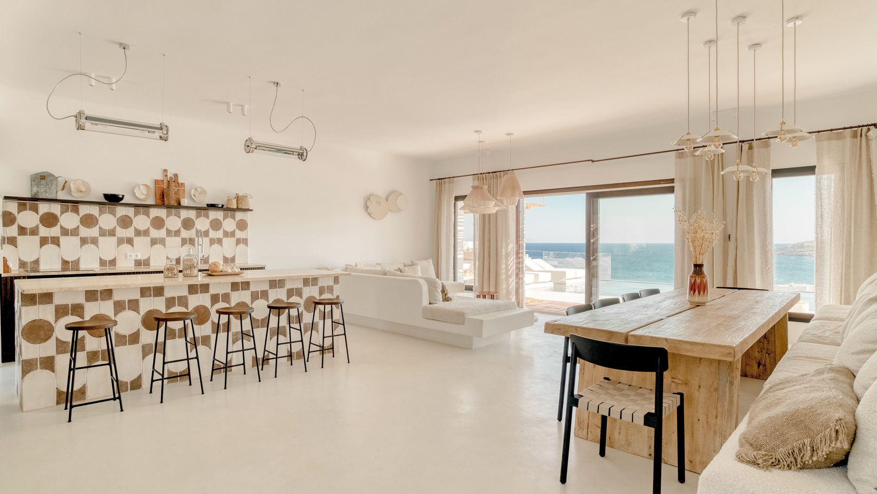 Eytan villa photo.