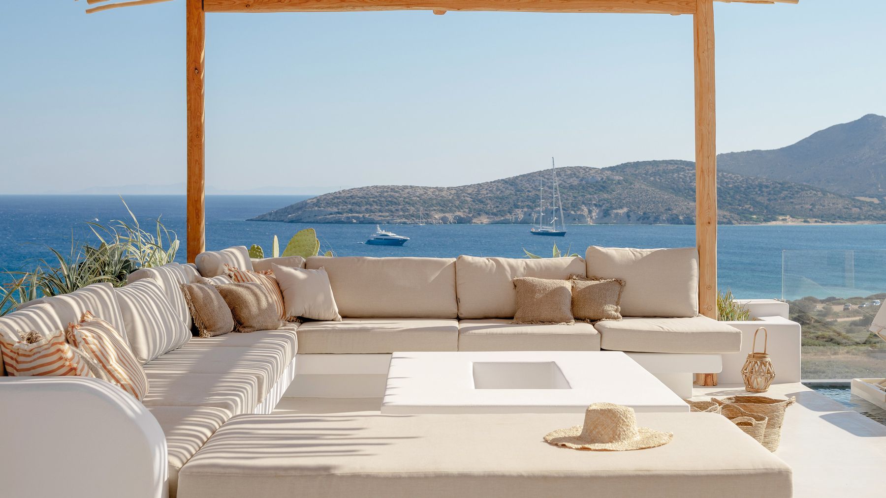 Eytan villa photo.