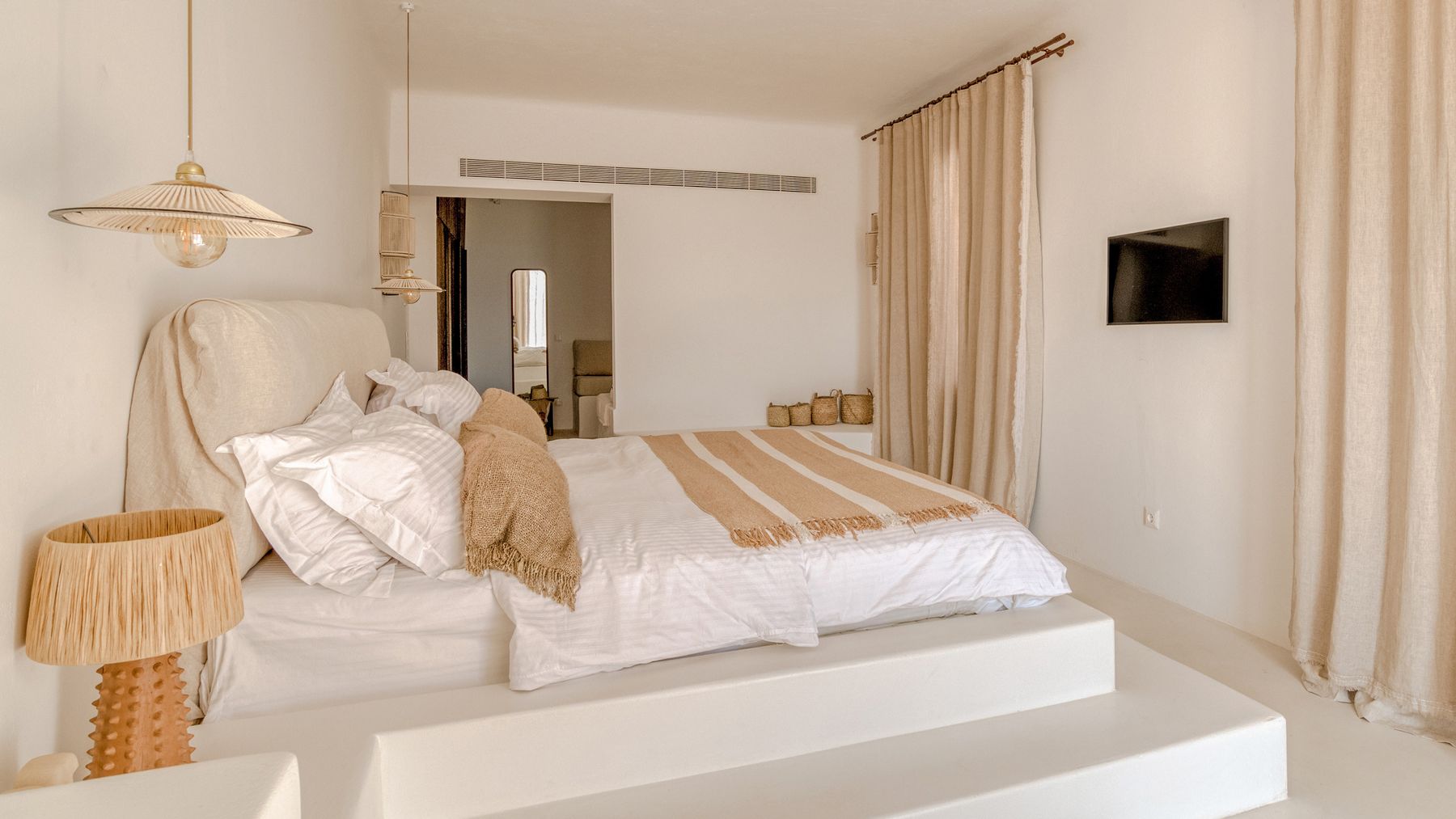 Eytan villa photo.