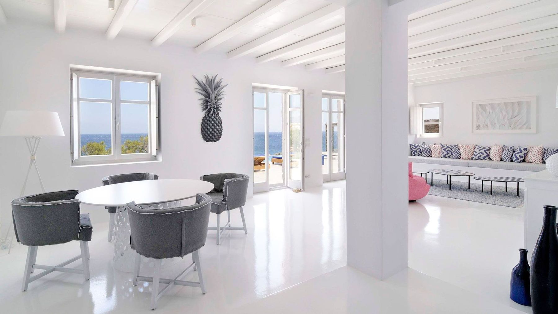 Lido villa photo.