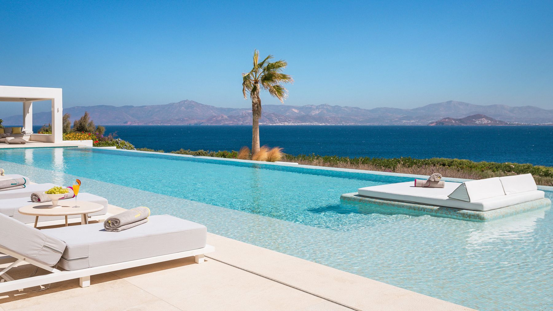 Majestic villa photo.