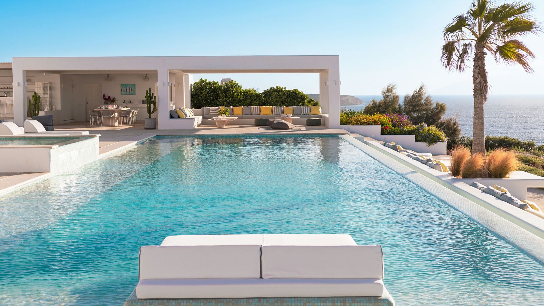 Majestic villa photo.