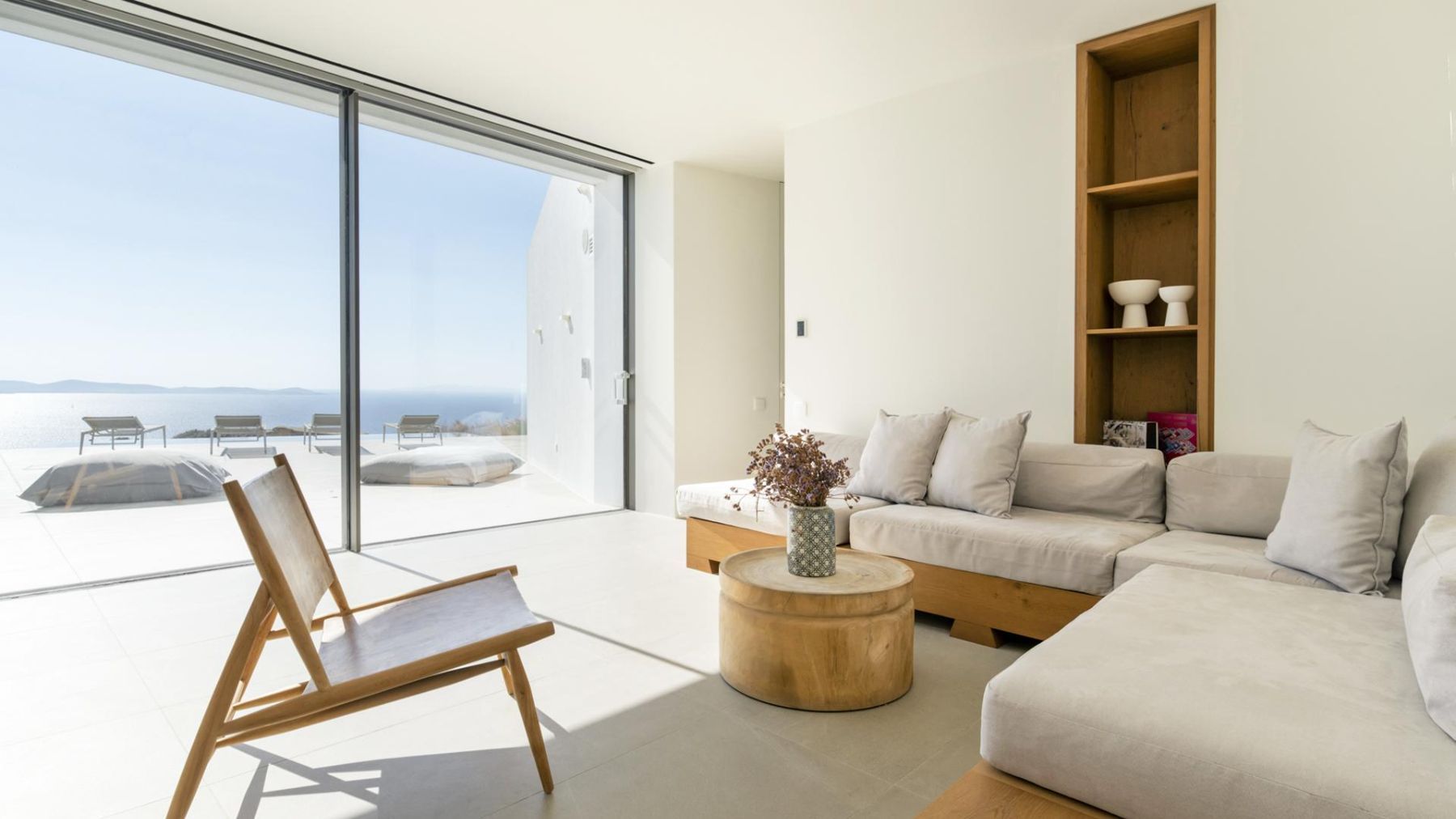 Medusa villa photo.