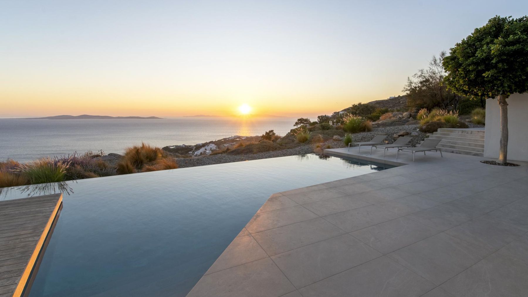 Medusa villa photo.