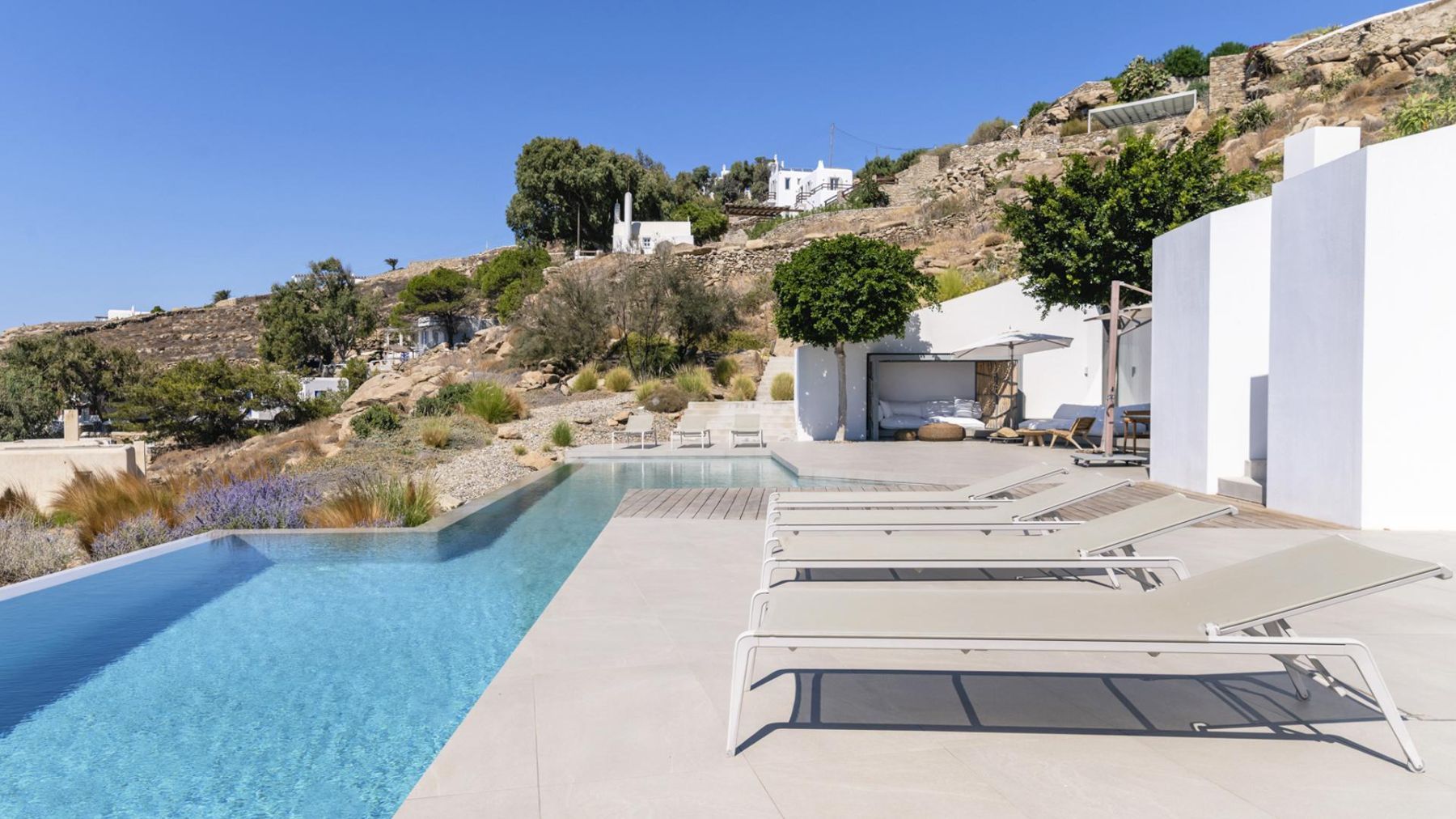 Medusa villa photo.