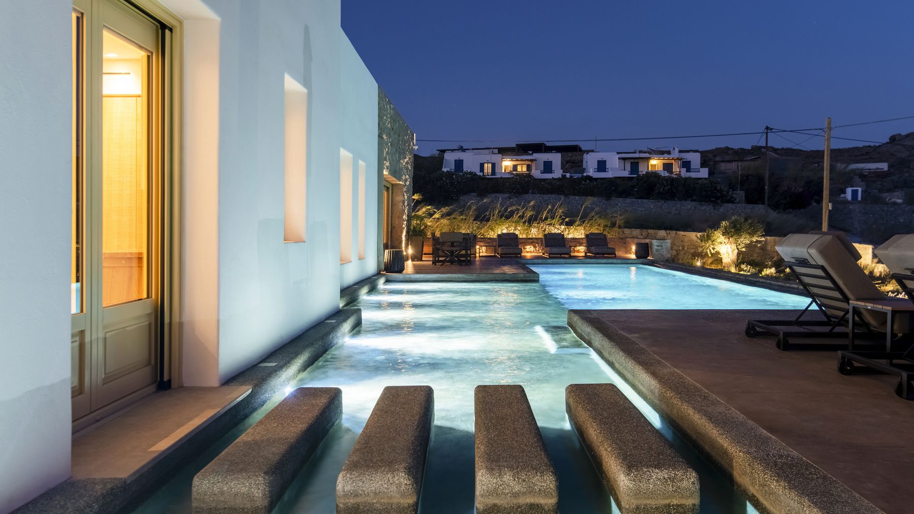 Mimosa villa photo.