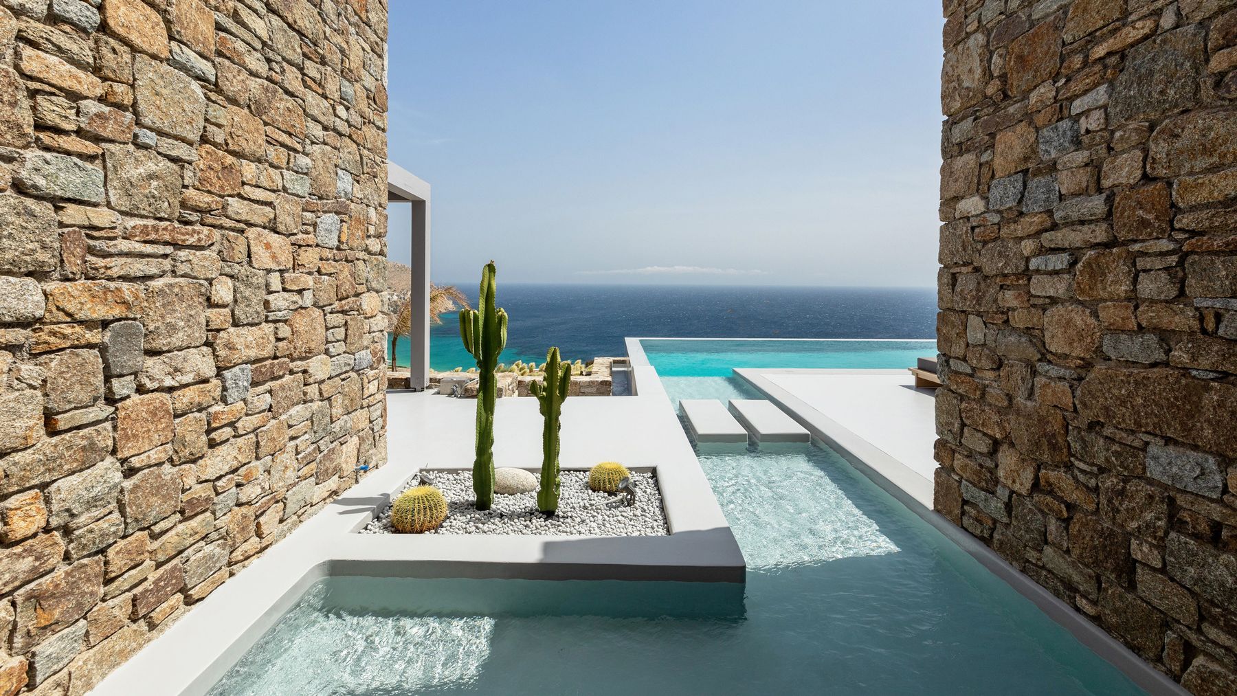 Mito villa photo.