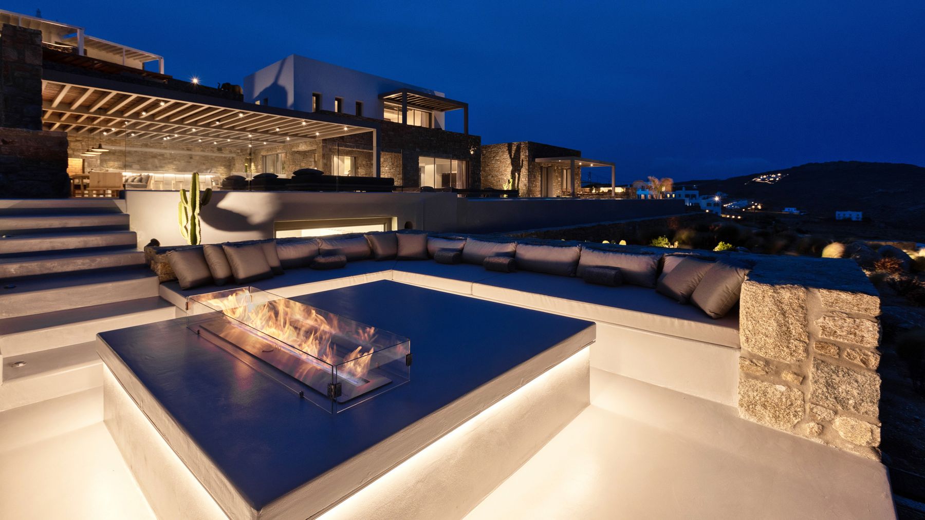 Mito villa photo.
