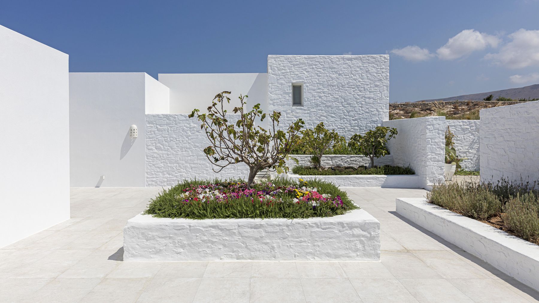 Nardis villa photo.