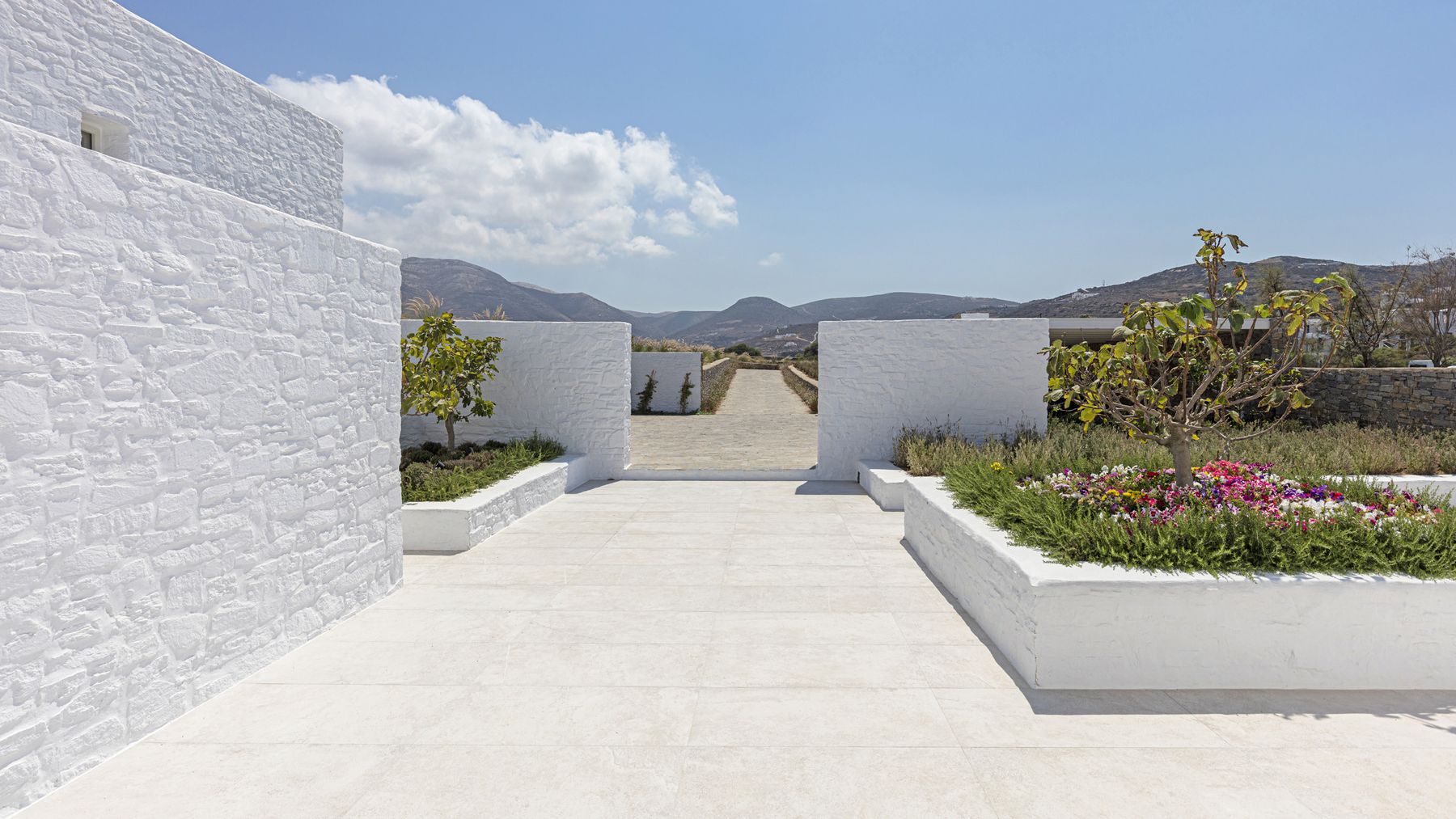 Nardis villa photo.