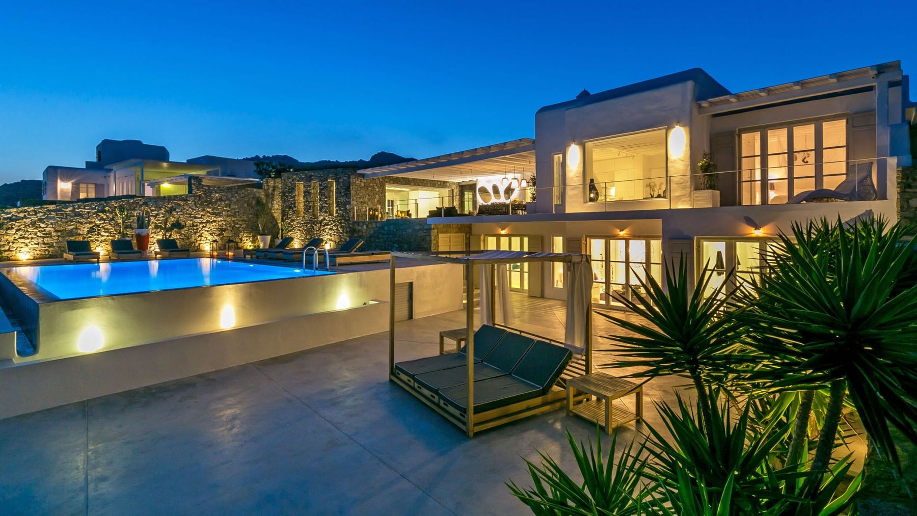 Nouvelle villa photo.