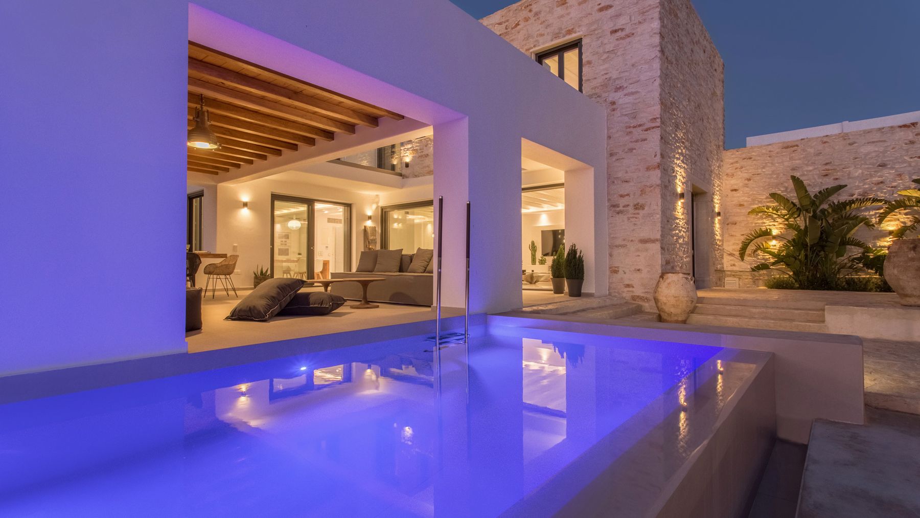 Samba villa photo.