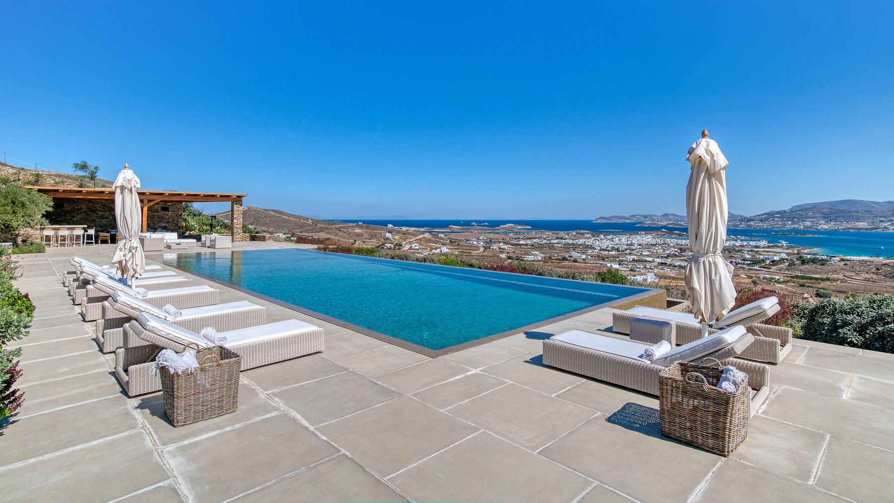 Spectacular villa photo.