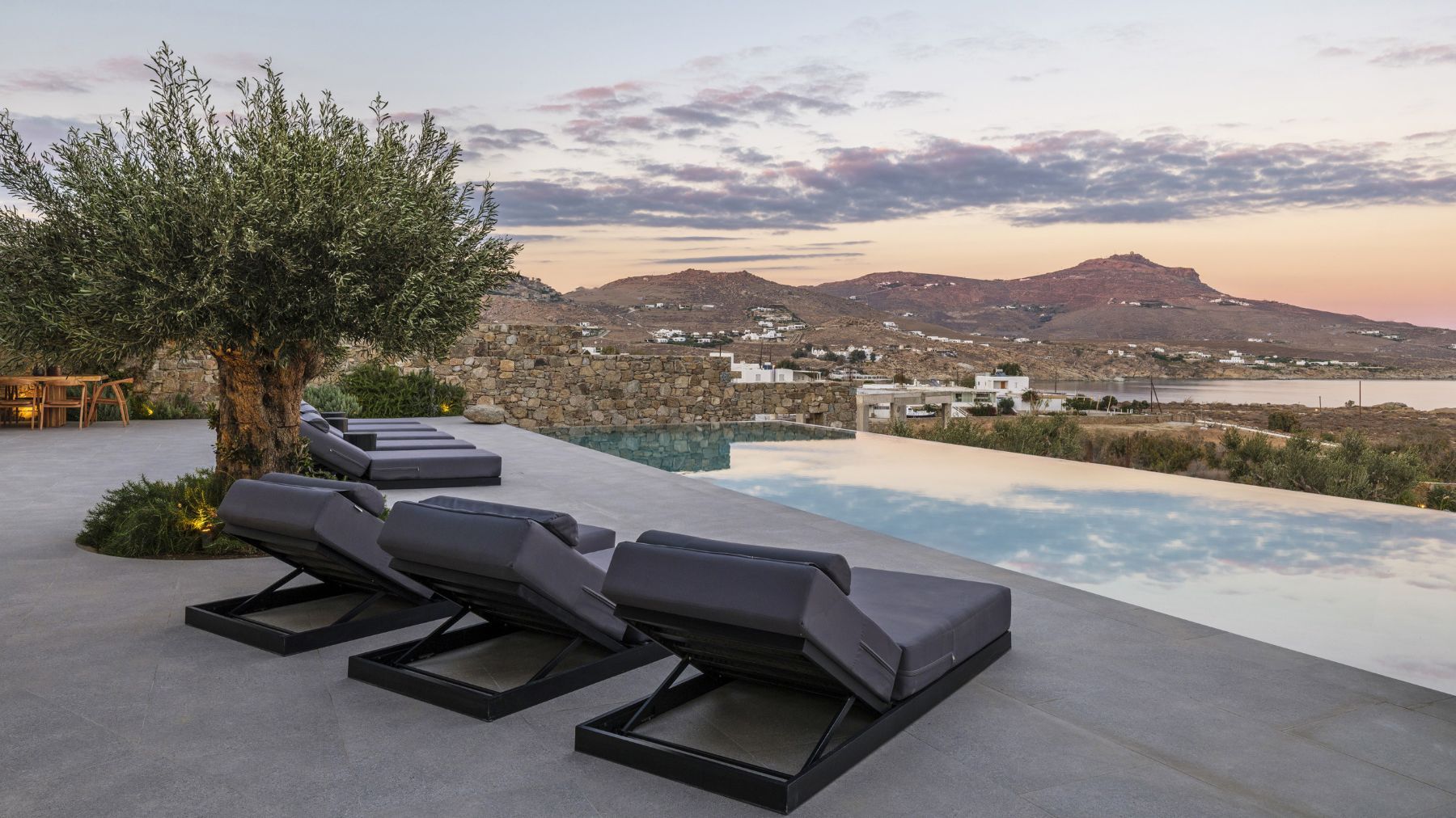 Spilia Beach House villa photo.