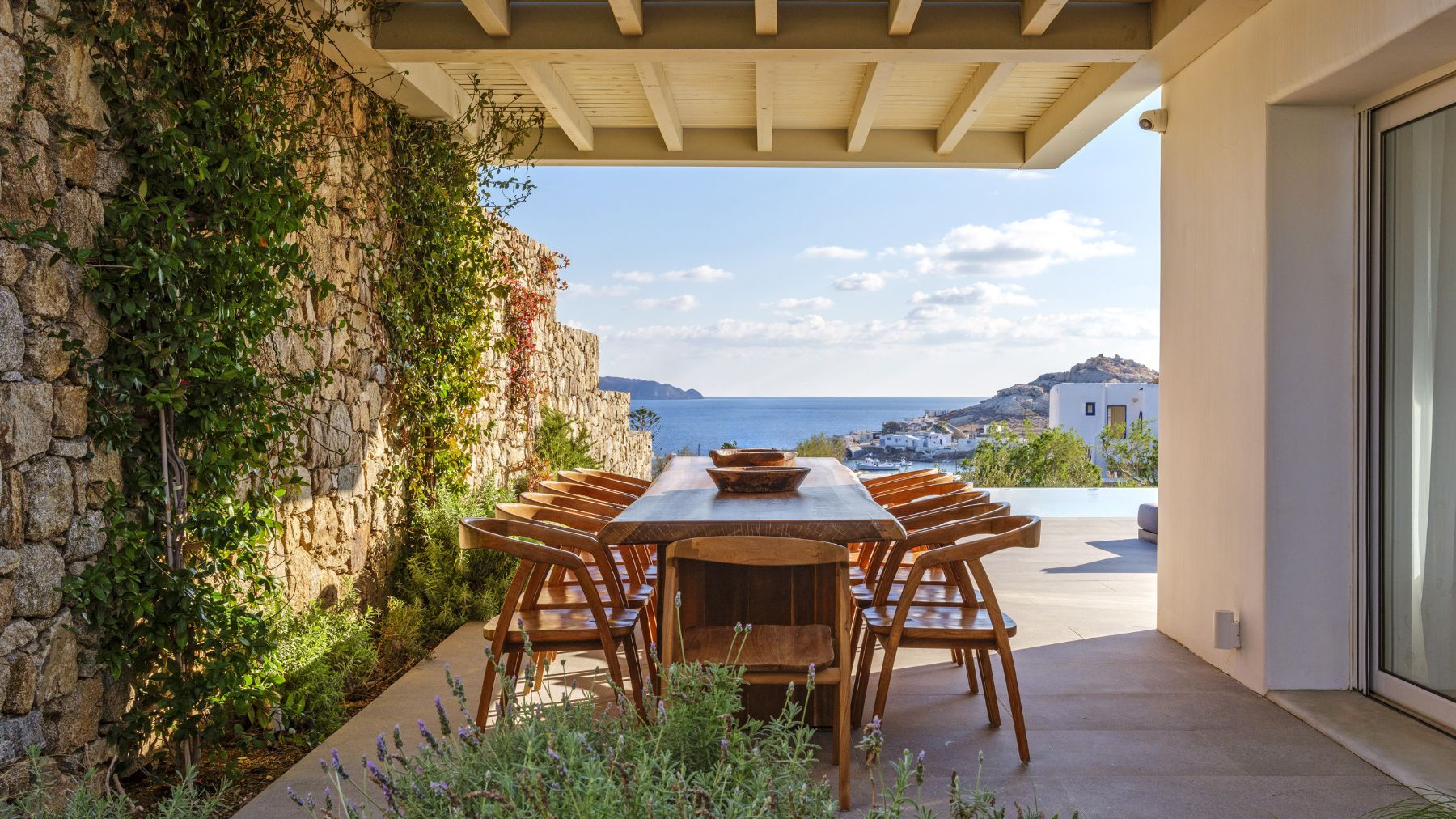 Spilia Beach House villa photo.