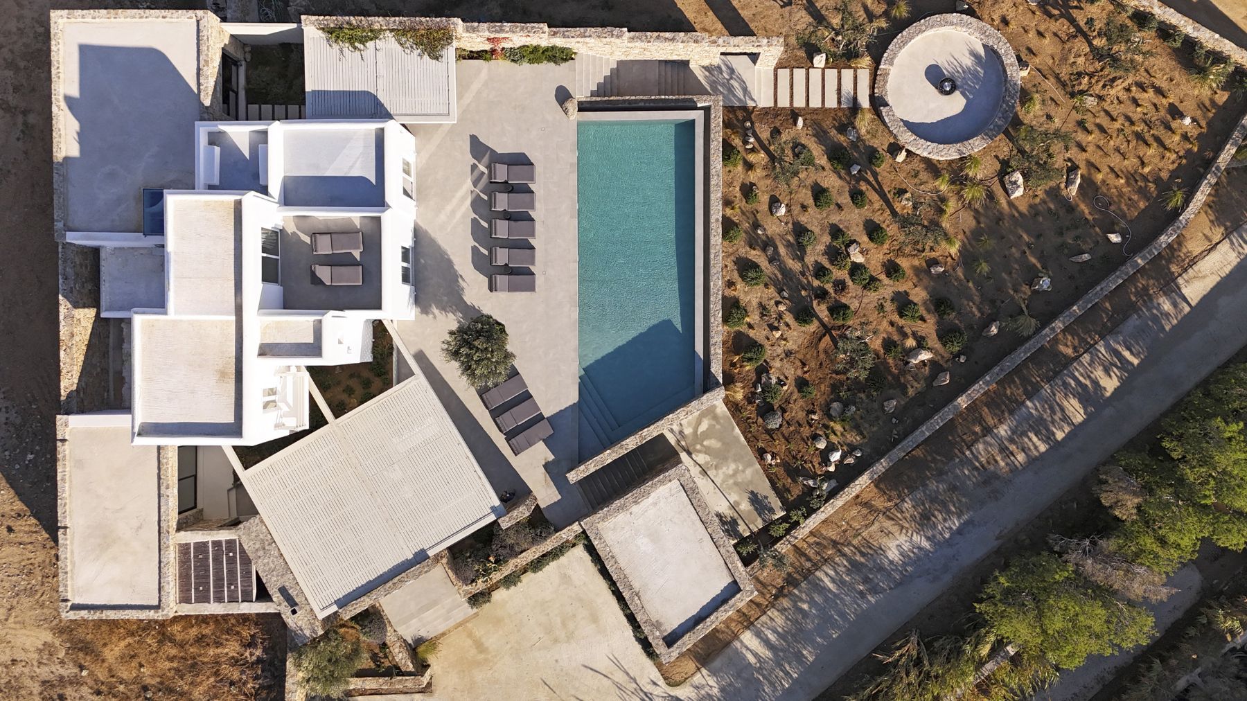 Spilia Beach House villa photo.