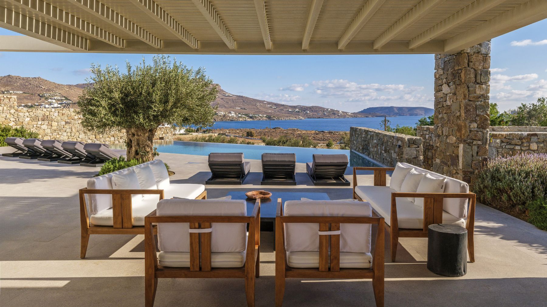 Spilia Beach House villa photo.
