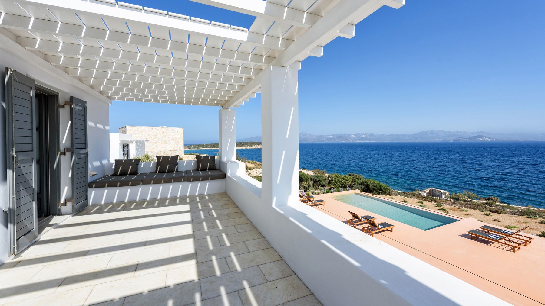 The Seagull villa photo.