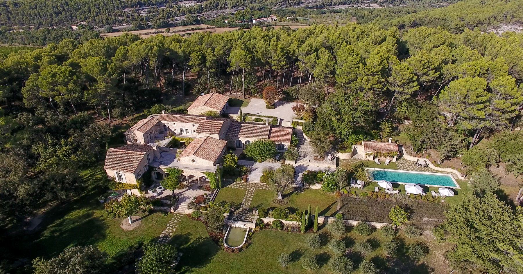 Mas des Constellations villa photo.