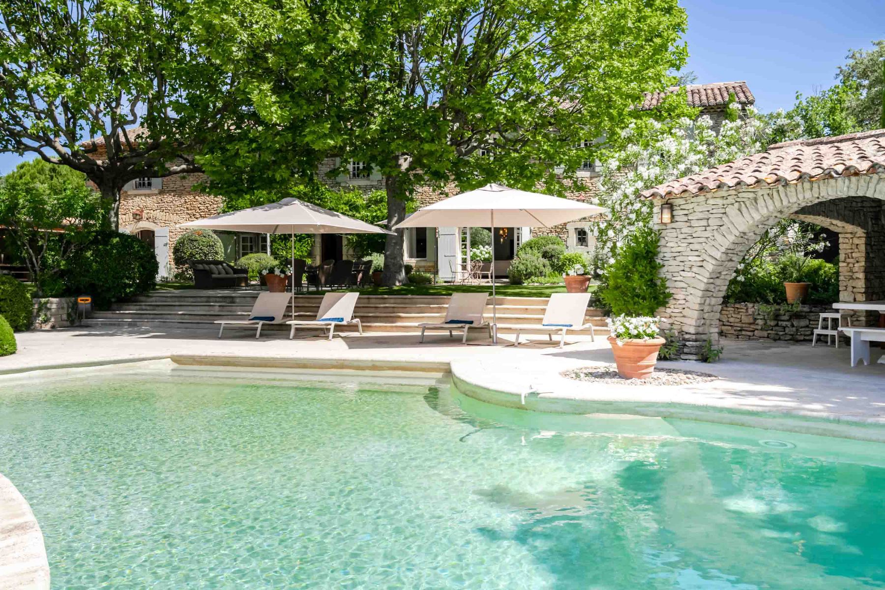 Mas des Papillons villa photo.