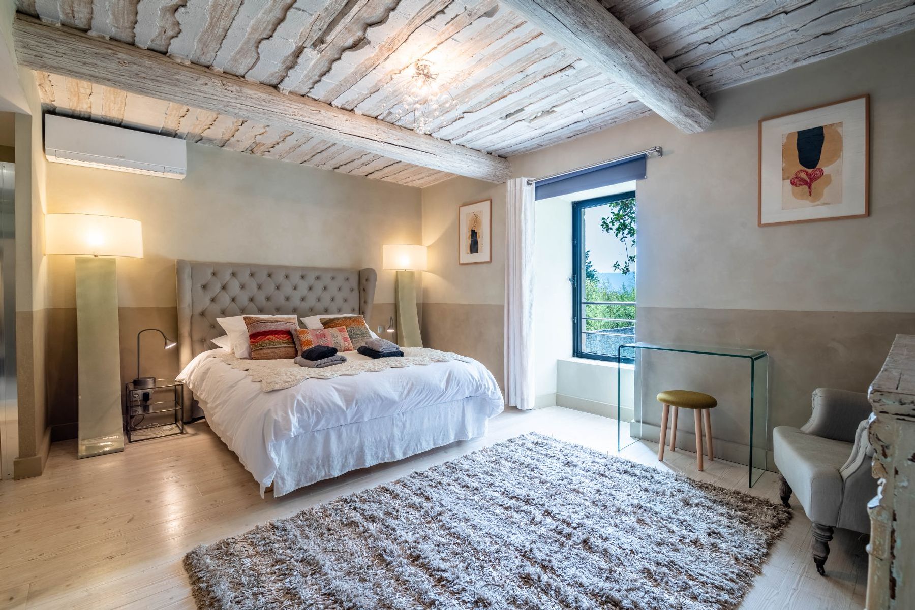 Bastide de la Senancole villa photo.