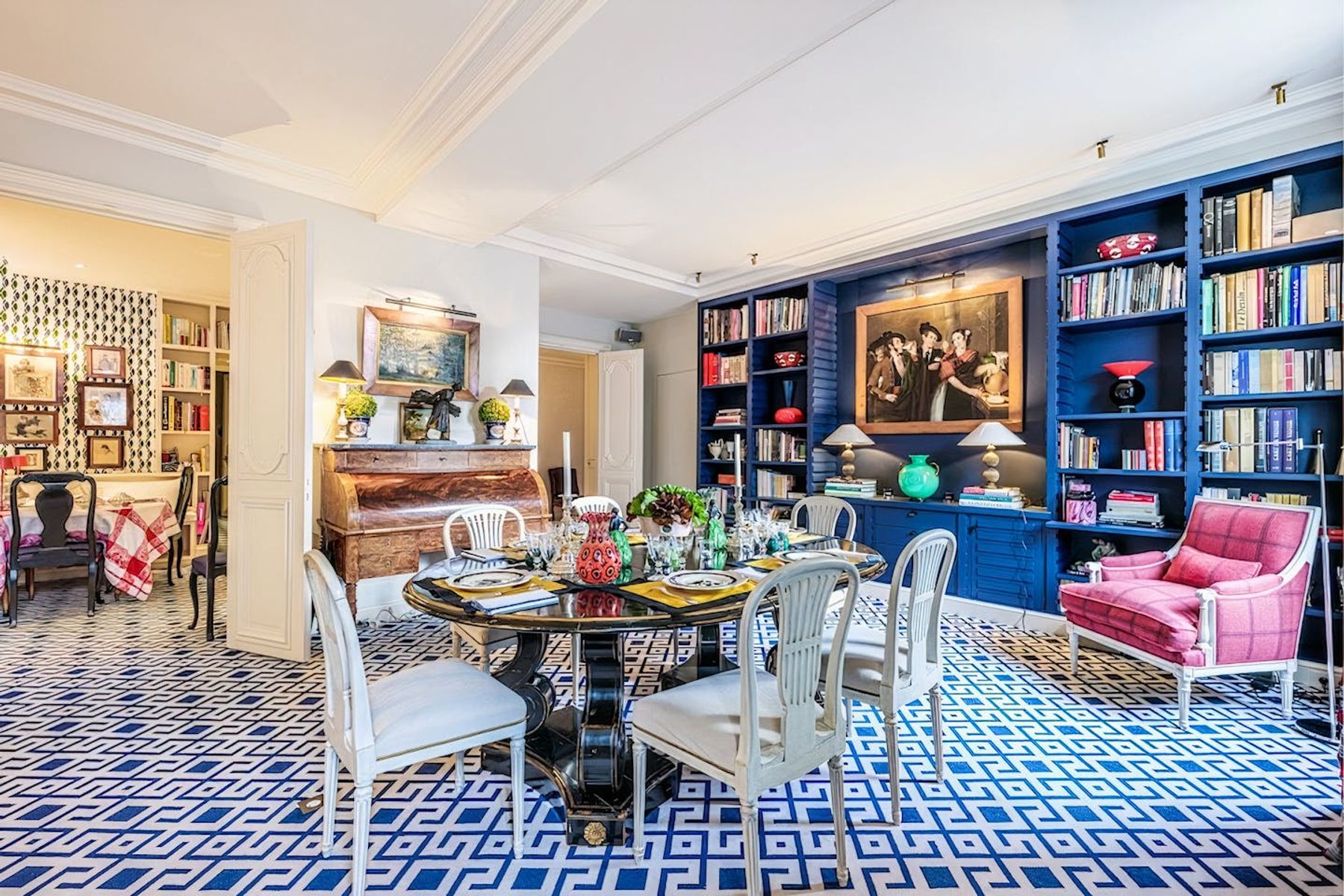 Apartment Invalides villa photo.