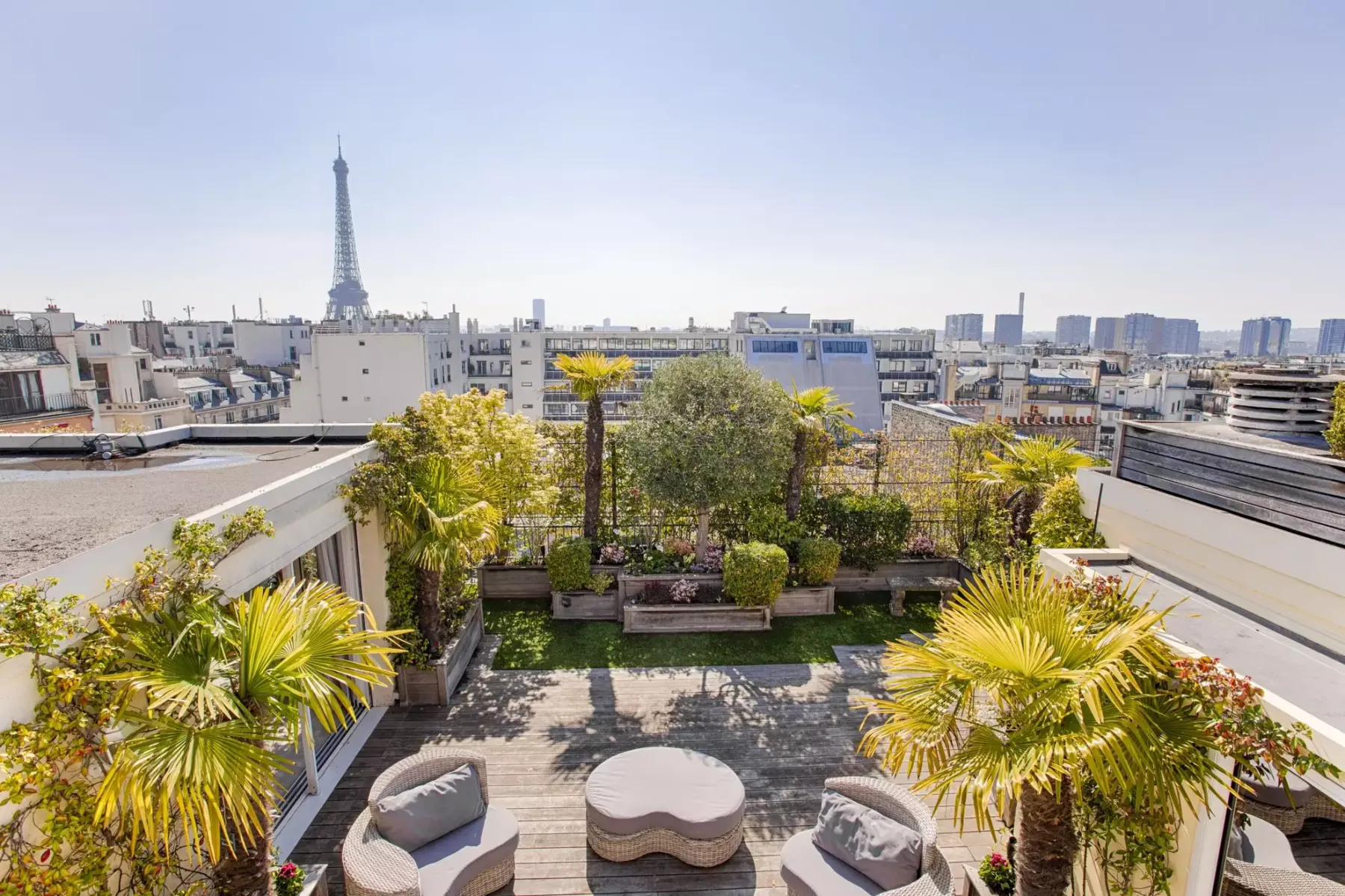 Penthouse Trocadero villa photo.