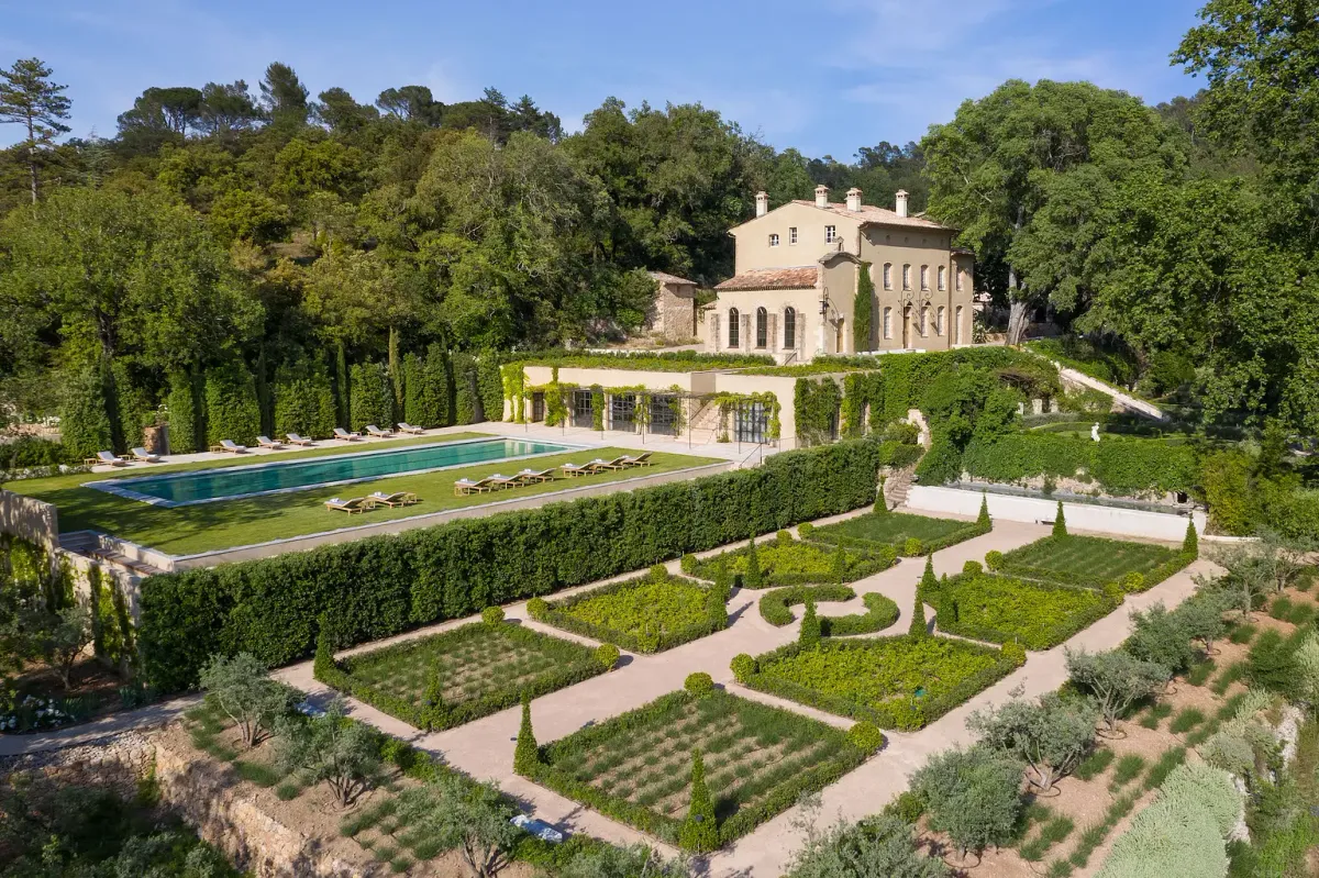 Chateau Brignoles photo