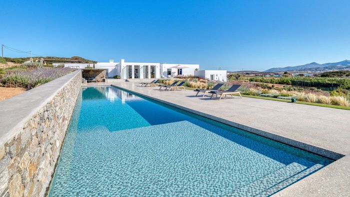 Silent Bay villa photo.