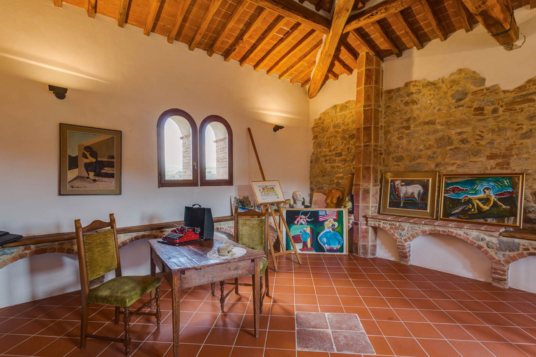 Cipresso villa photo.