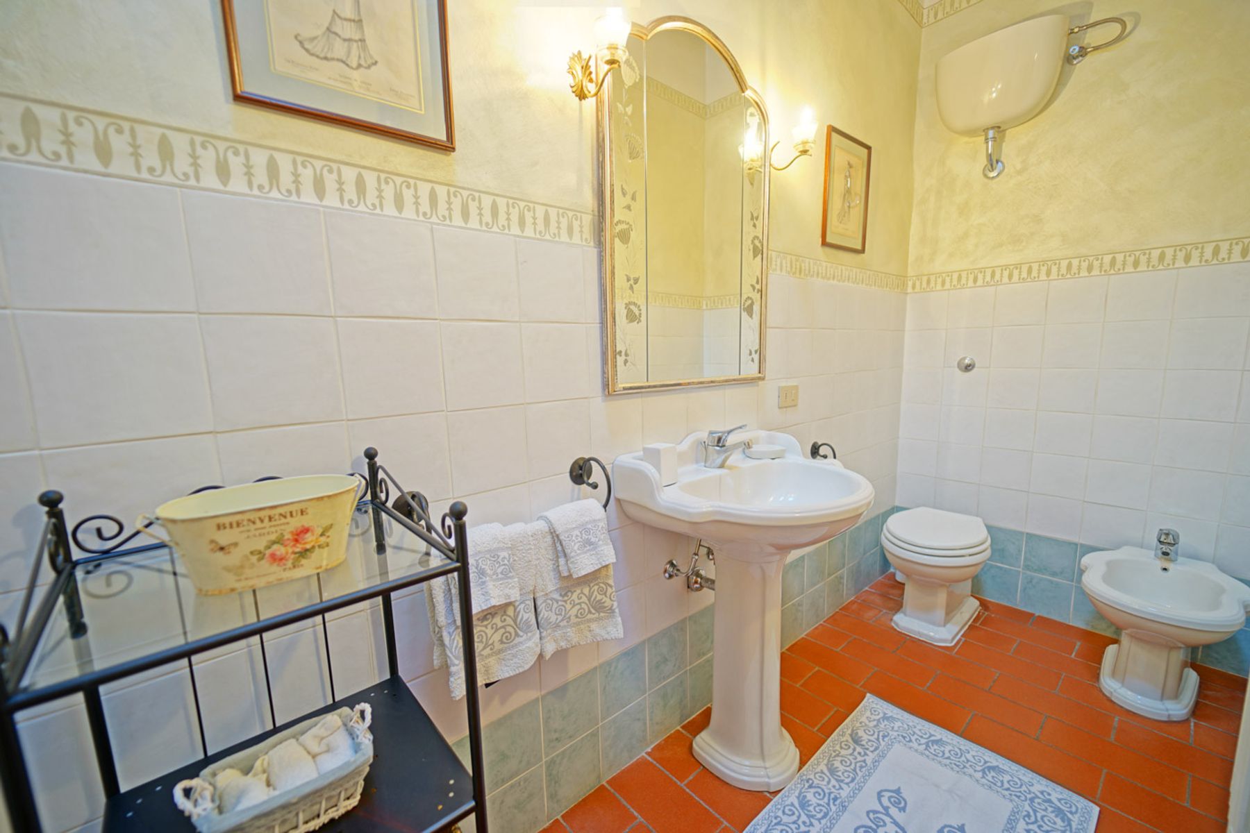 Cipresso villa photo.