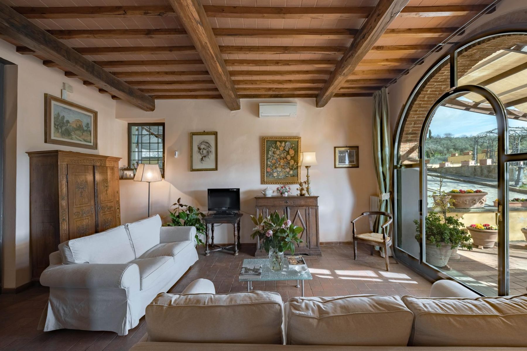 Impruneta villa photo.