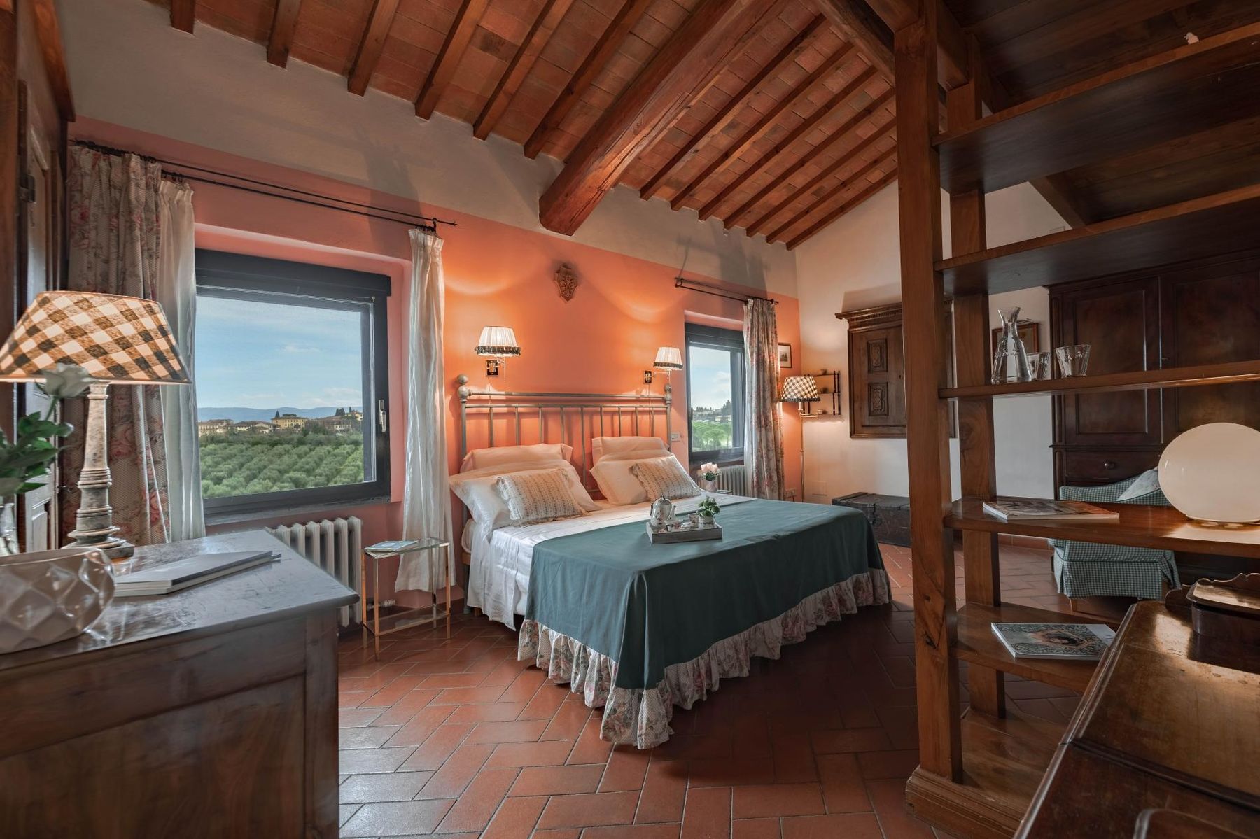 Impruneta villa photo.