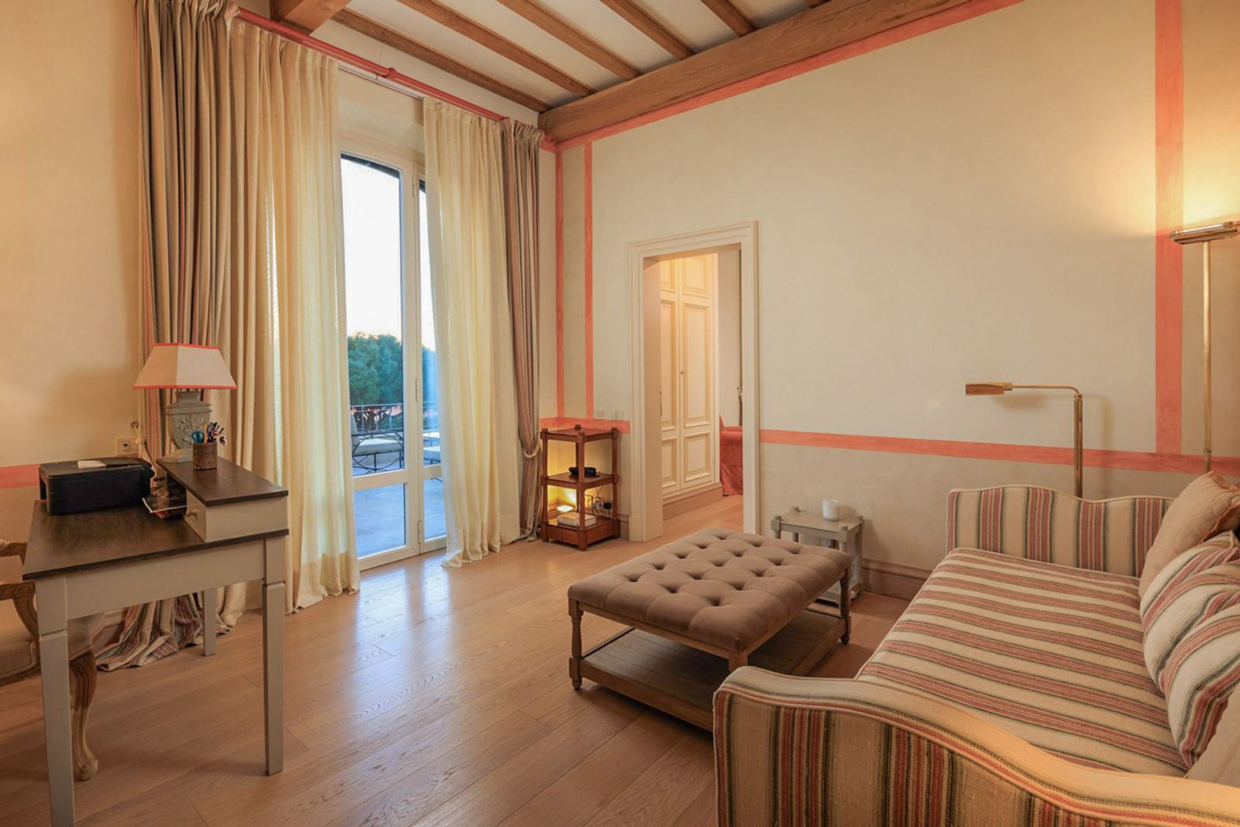 Uniana villa photo.