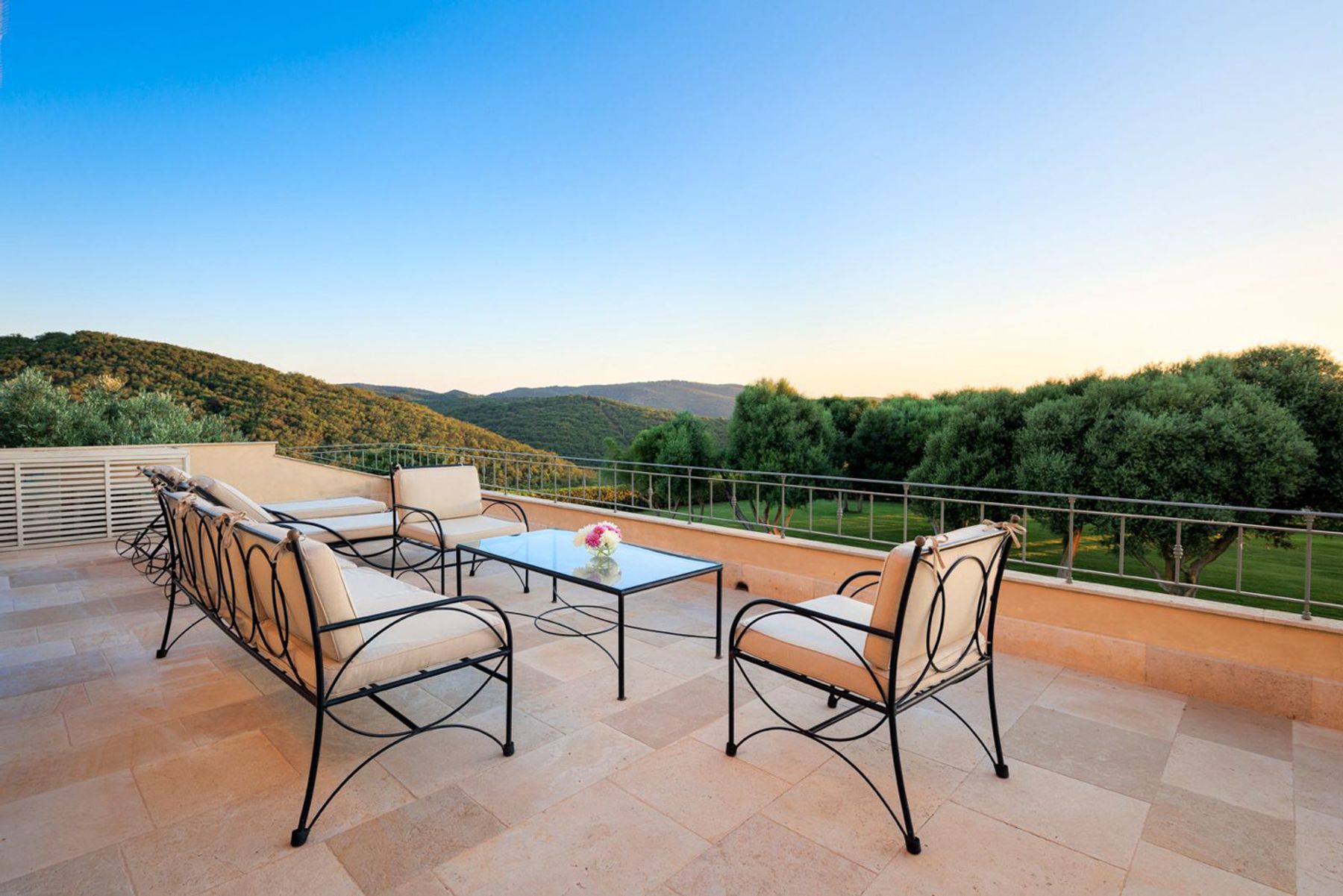 Uniana villa photo.