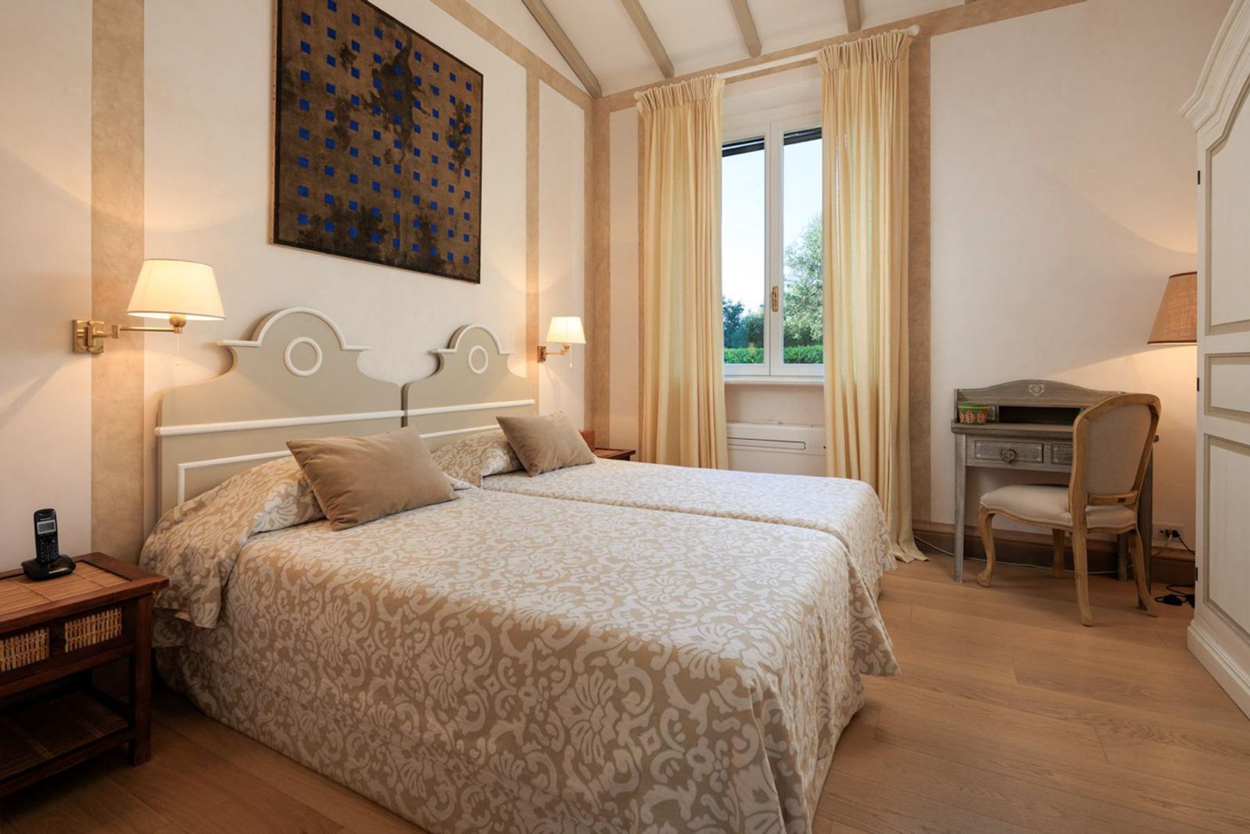 Uniana villa photo.