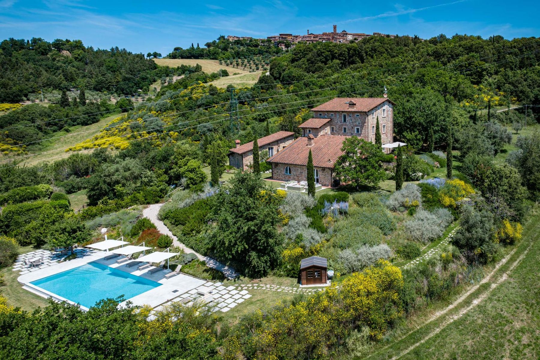Montosca villa photo.