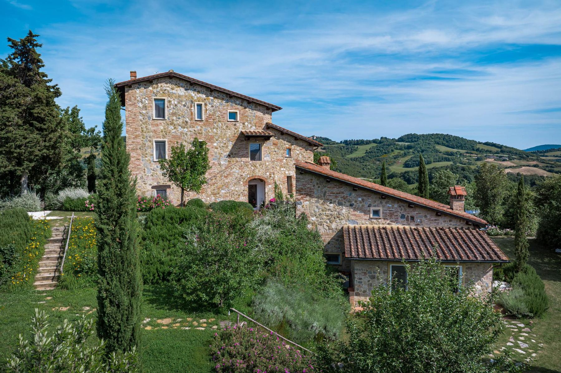 Montosca villa photo.