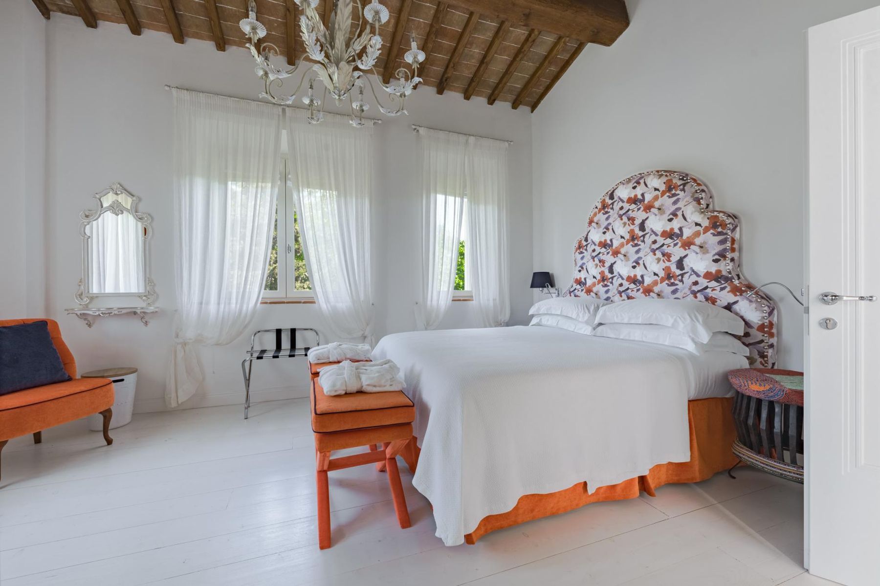 Montosca villa photo.