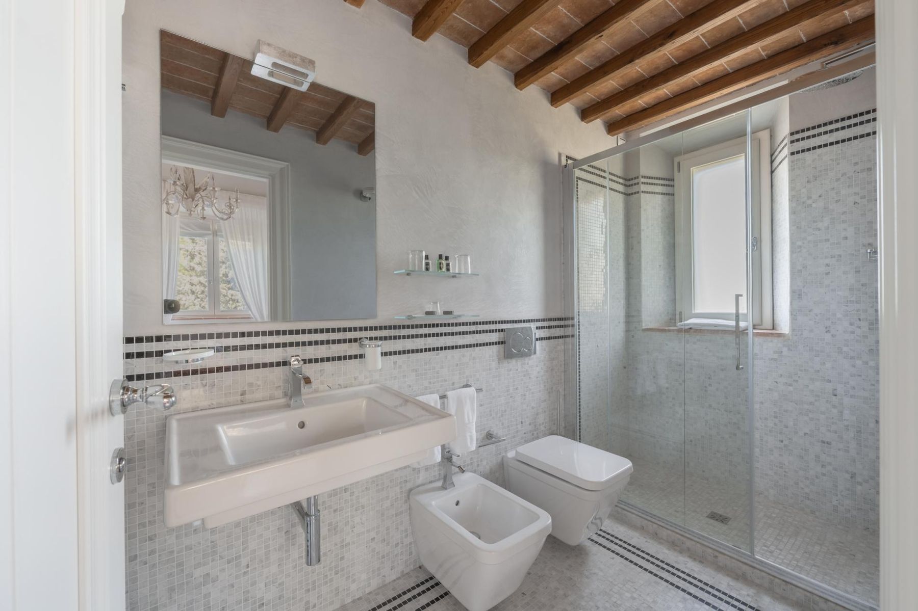 Montosca villa photo.