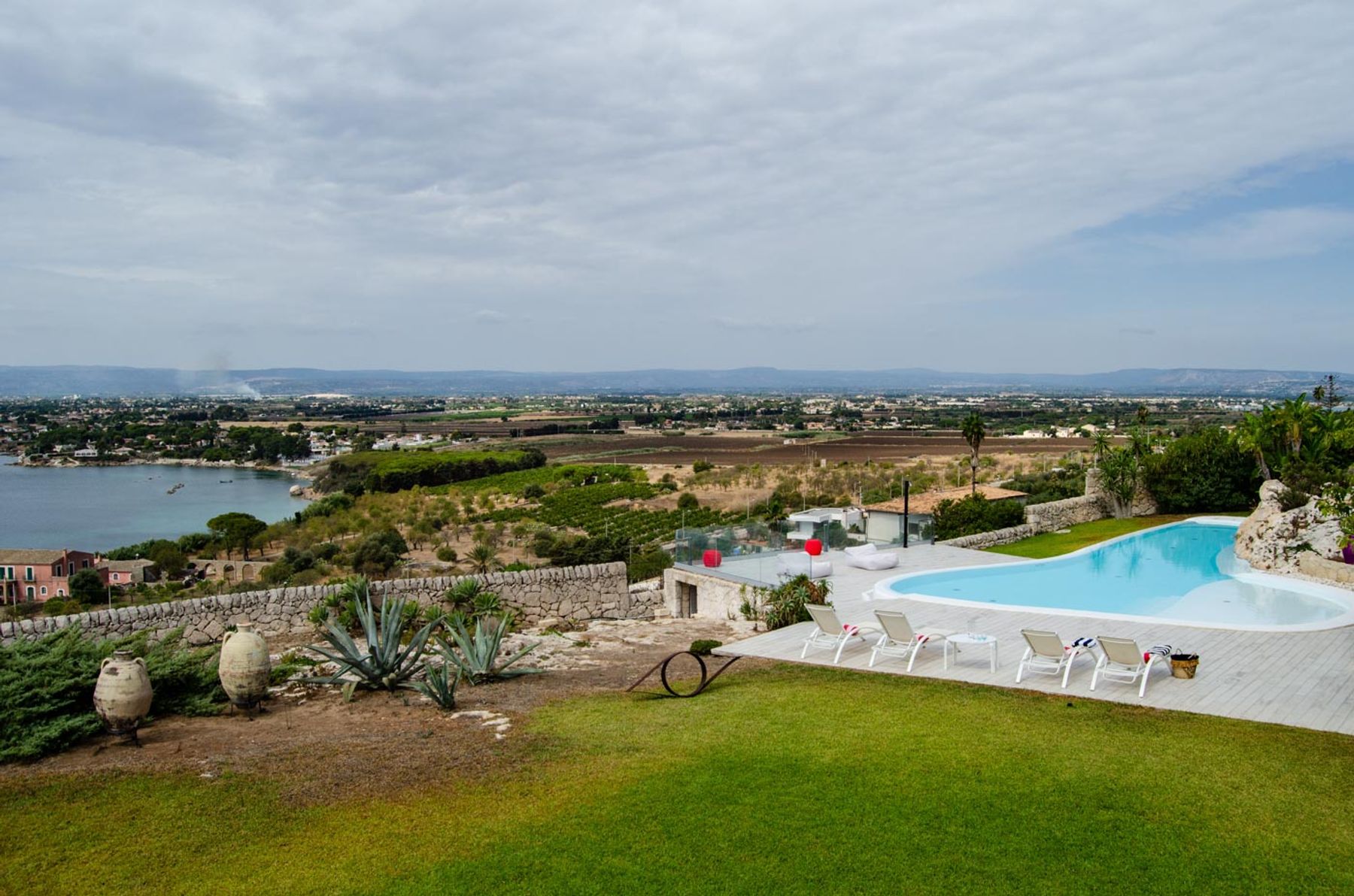 Delphina villa photo.
