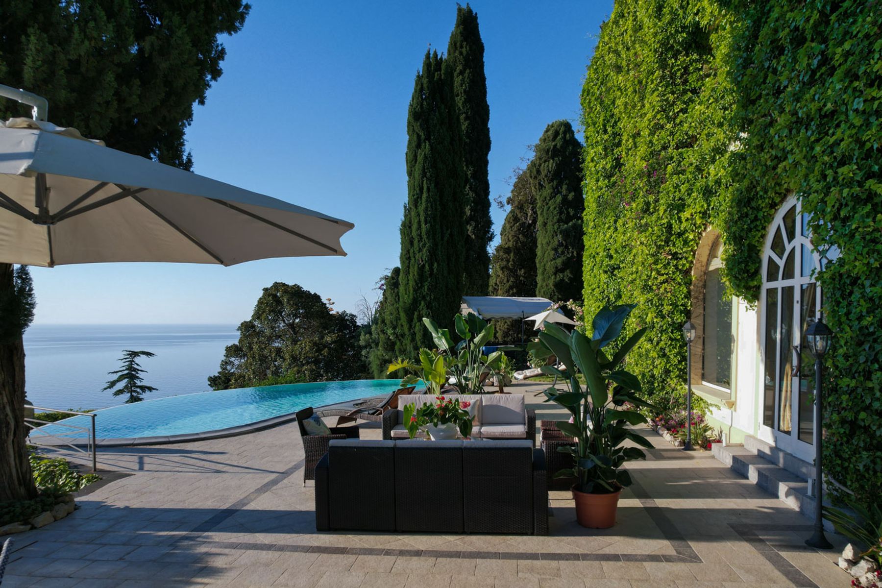 Reggiamare villa photo.