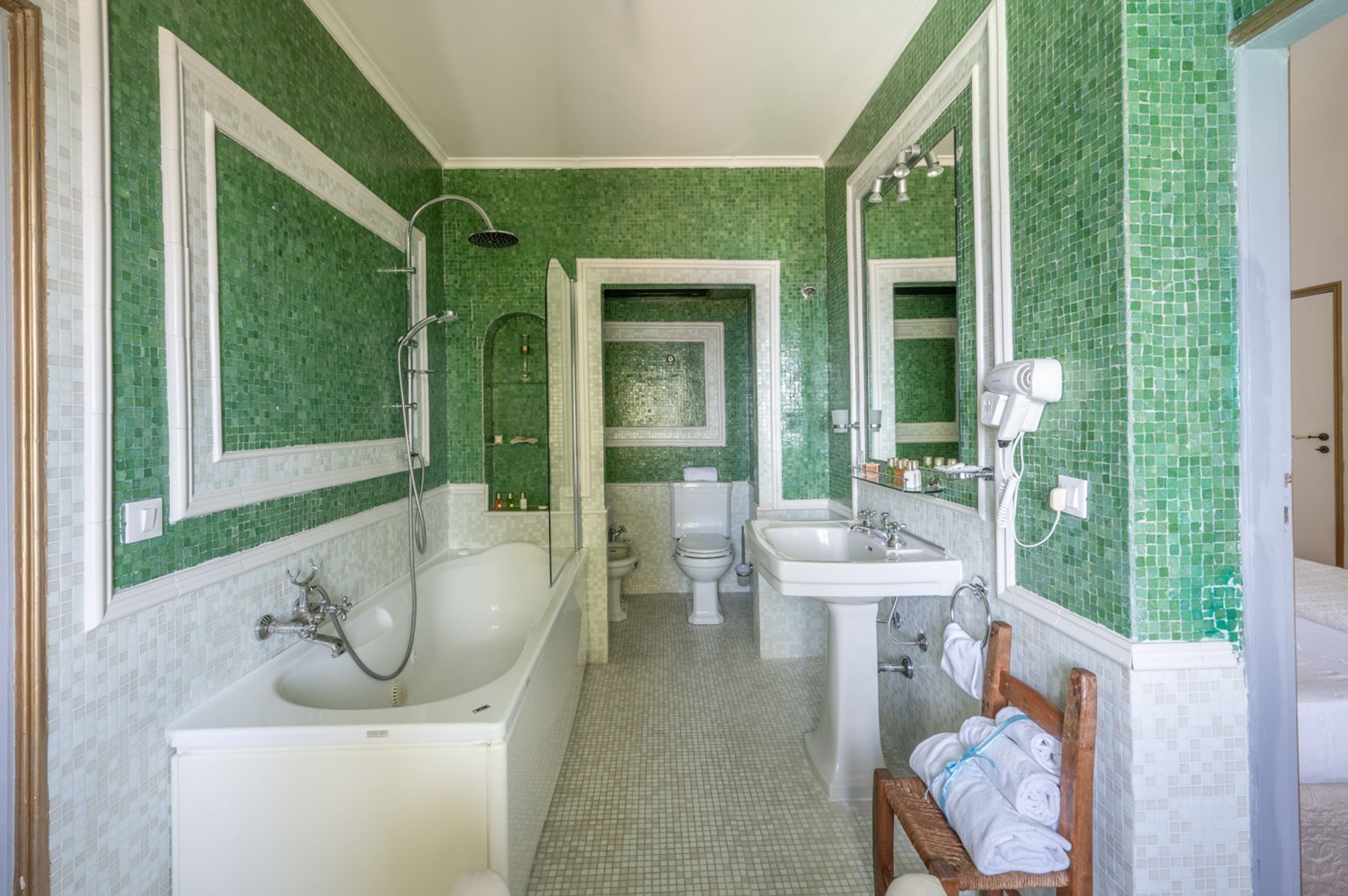 Reggiamare villa photo.