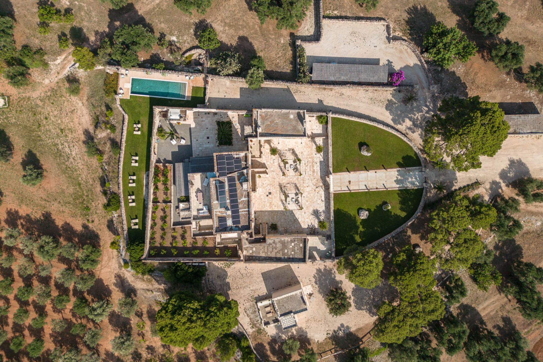 Pietrana villa photo.